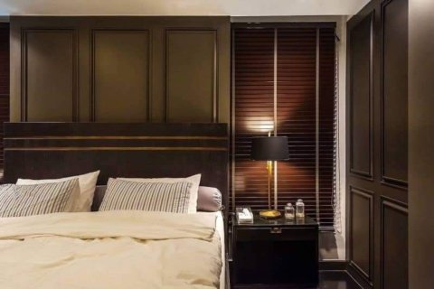 House in Bangkok, Thailand 4 bedrooms № 181242 - photo 12
