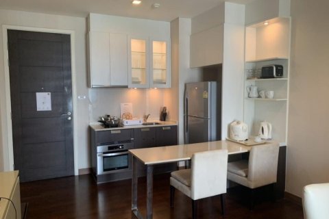 Studio dans le Condo à Watthana, Bangkok, Thaïlande  № 167824