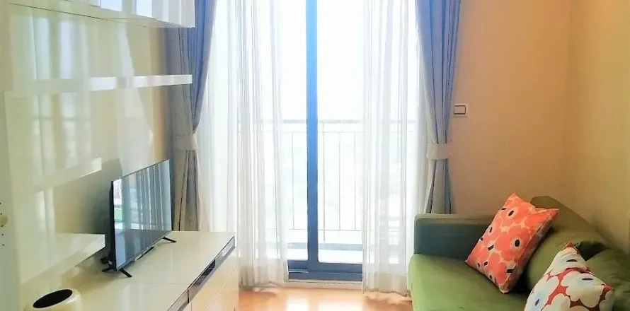 Studio in the Condo in Chatuchak, Bangkok, Thailand № 167819