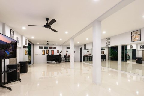 Penthouse in Ko Samui, Thailand 6 bedrooms № 172446 - photo 22