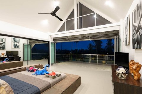 Penthouse in Ko Samui, Thailand 6 bedrooms № 172446 - photo 18
