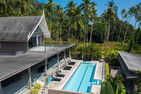 Penthouse in Ko Samui, Thailand 6 bedrooms № 172446 - photo 3