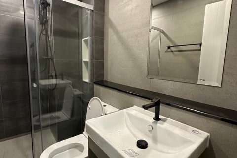 Студия в кондо в Банг Раке, Бангкок, Таиланд № 172188 - фото 5