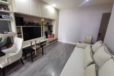 Студия в кондо в Банг Раке, Бангкок, Таиланд № 172188 - фото 11