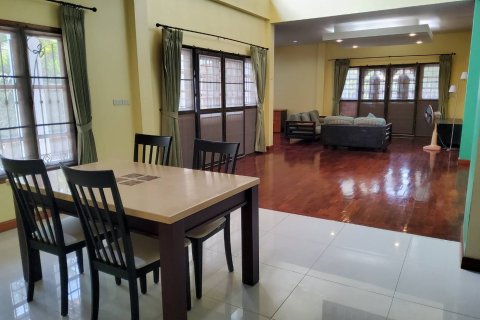 House in Hua Hin, Thailand 4 bedrooms № 172184 - photo 11