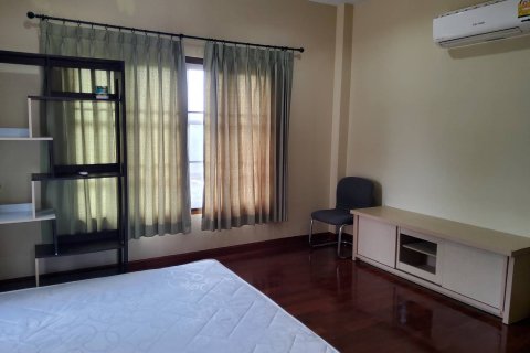 House in Hua Hin, Thailand 4 bedrooms № 172184 - photo 17