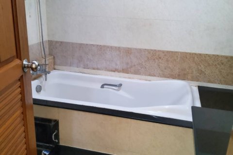 House in Hua Hin, Thailand 4 bedrooms № 172184 - photo 23