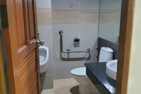 House in Hua Hin, Thailand 4 bedrooms № 172184 - photo 12