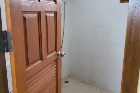 House in Hua Hin, Thailand 4 bedrooms № 172184 - photo 28