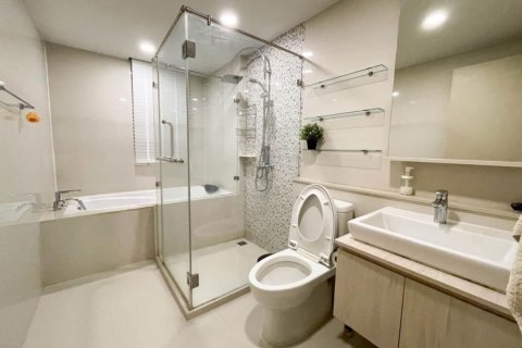 Duplex in Phra Khanong, Bangkok, Thailand 2 bedrooms № 172186 - photo 10