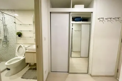 Duplex in Phra Khanong, Bangkok, Thailand 2 bedrooms № 172186 - photo 9