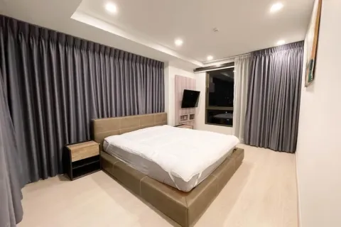 Duplex in Phra Khanong, Bangkok, Thailand 2 bedrooms № 172186 - photo 11