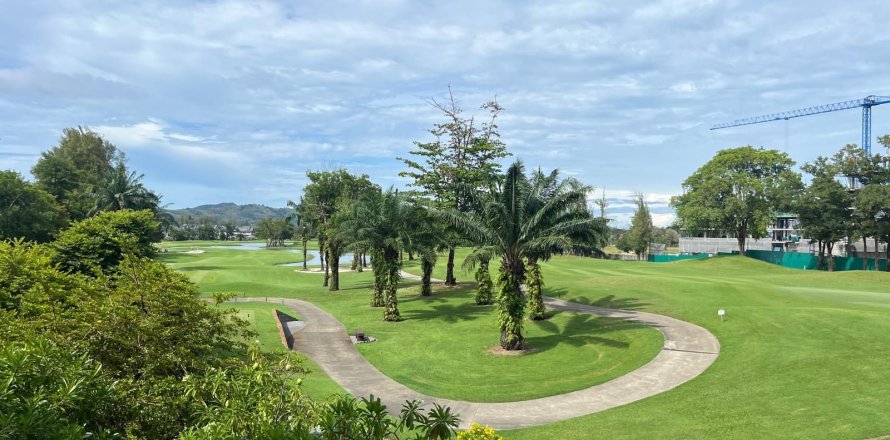 Studio in the Condo in Phuket, Thailand  № 172185