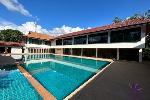 Commercial property in Chiang Mai, Thailand № 121989 - photo 1