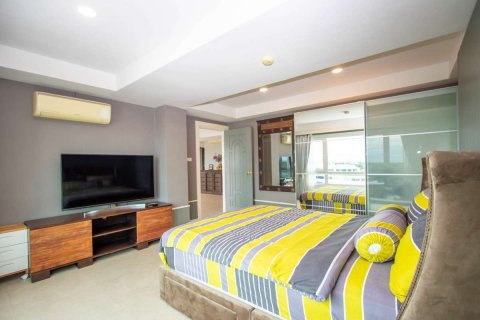 Condo in Chiang Mai, Thailand, 2 bedrooms  № 121986 - photo 14