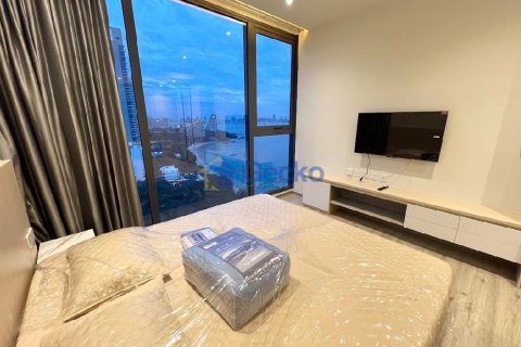 Condo in Pattaya, Thailand, 2 bedrooms  № 195981 - photo 12