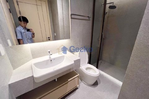 Condo in Pattaya, Thailand, 2 bedrooms  № 195981 - photo 15