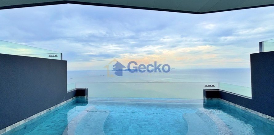 Condo in Pattaya, Thailand, 2 bedrooms  № 195981
