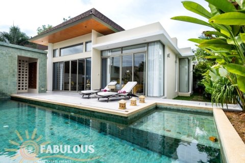 Villa in Bang Tao, Thailand 3 bedrooms № 179489