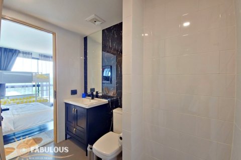 Apartment in Rawai, Thailand 1 bedroom № 179485 - photo 11