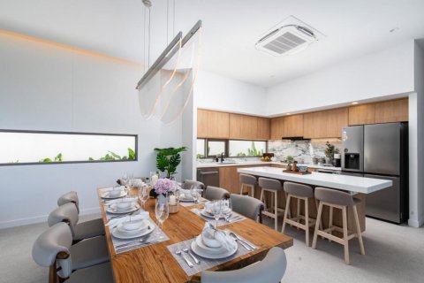 Villa in Rawai, Thailand 4 bedrooms № 118359 - photo 9