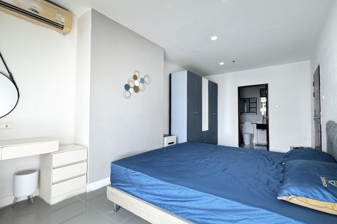 Condo à Khlong Toei, Bangkok, Thaïlande, 2 chambres № 200991 - photo 17
