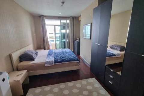 Condo à Khlong Toei, Bangkok, Thaïlande, 2 chambres № 200991 - photo 3
