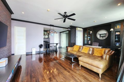 Condo à Watthana, Bangkok, Thaïlande, 3 chambres № 200988 - photo 12