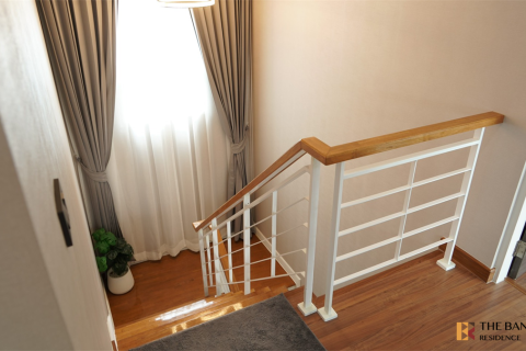 House in Bangkok, Thailand 3 bedrooms № 189438