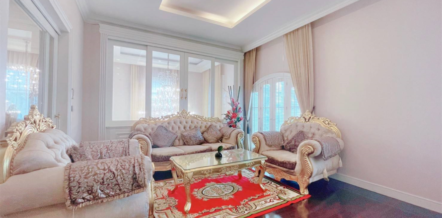 บ้านในกรุงเทพฯ, ประเทศไทย 4 ห้องนอน № 189436