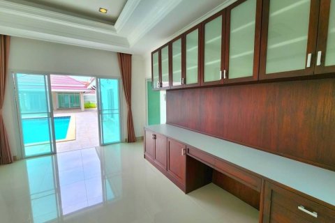 Вилла в Паттайе, Таиланд с 4 спальнями  № 156040 - фото 11