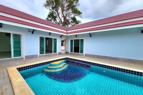 Вилла в Паттайе, Таиланд с 4 спальнями  № 156040 - фото 2