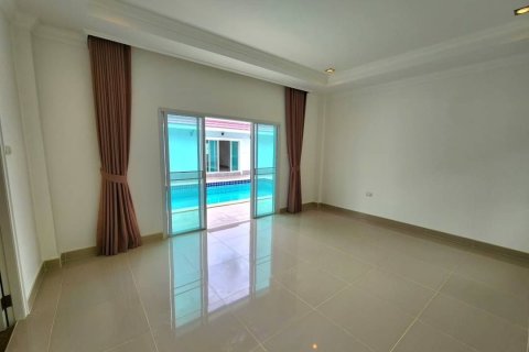 Вилла в Паттайе, Таиланд с 4 спальнями  № 156040 - фото 8