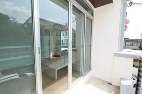 Таунхаус в Бангкоке, Таиланд с 3 спальнями  № 156041 - фото 9