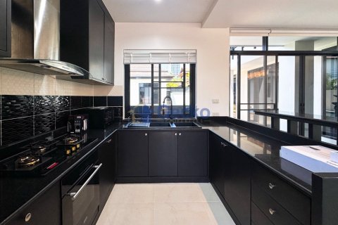 บ้านในพัทยา, ประเทศไทย 4 ห้องนอน № 196359 - รูปถ่าย 18