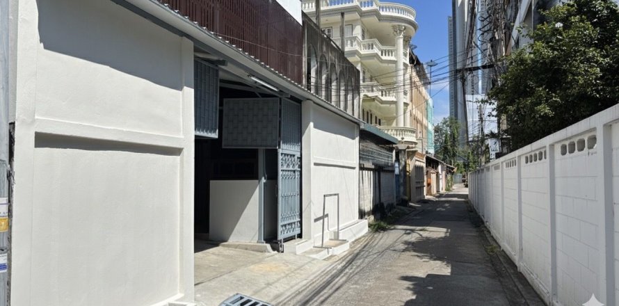 Склад в Кхлонг Сане, Бангкок, Таиланд  № 163079