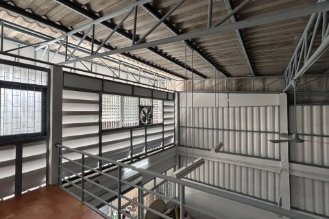 Склад в Кхлонг Сане, Бангкок, Таиланд  № 163079 - фото 3