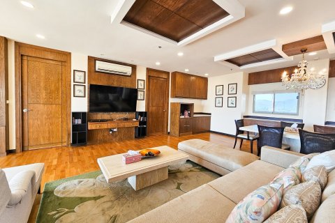 Penthouse in Cha-am, Thailand 3 bedrooms № 163082 - photo 5