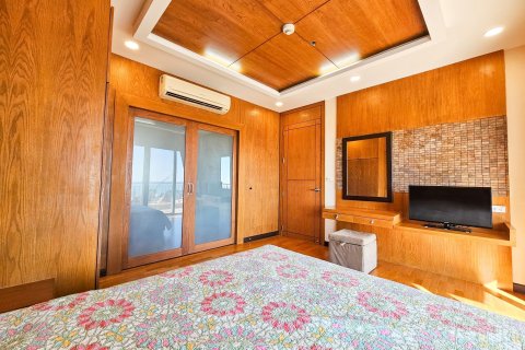 Penthouse in Cha-am, Thailand 3 bedrooms № 163082 - photo 27