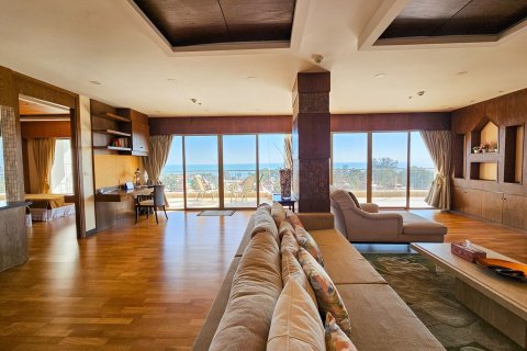 Penthouse in Cha-am, Thailand 3 bedrooms № 163082 - photo 10