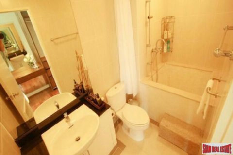 Apartment in Bangkok, Thailand 1 bedroom № 152507 - photo 12