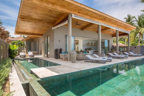 House in Ko Samui, Thailand 6 bedrooms № 180479 - photo 2