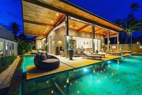 House in Ko Samui, Thailand 6 bedrooms № 180479 - photo 23