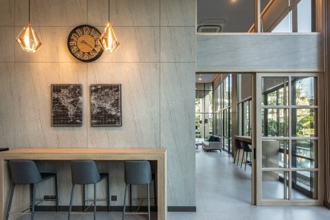 Кондоминиум с 2 спальнями в Чатучаке, Бангкок, Таиланд № 142048 - фото 7