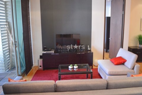 Condo in Khlong Toei, Bangkok, Thailand, 2 bedrooms  № 139129 - photo 8