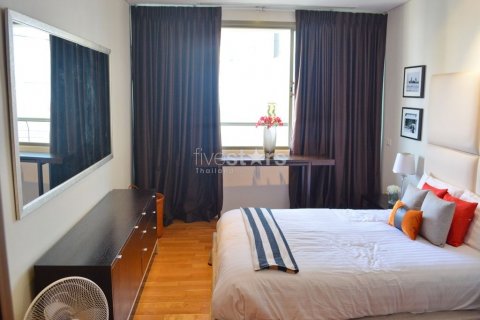 Condo in Khlong Toei, Bangkok, Thailand, 2 bedrooms  № 139129 - photo 4