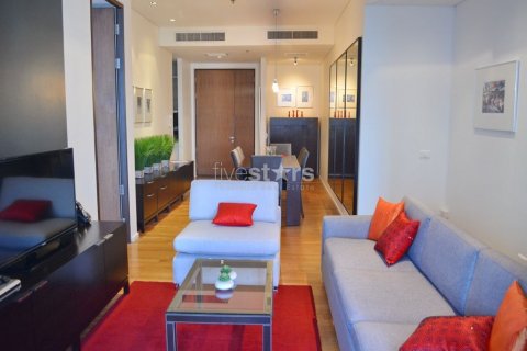 Condo in Khlong Toei, Bangkok, Thailand, 2 bedrooms  № 139129 - photo 3