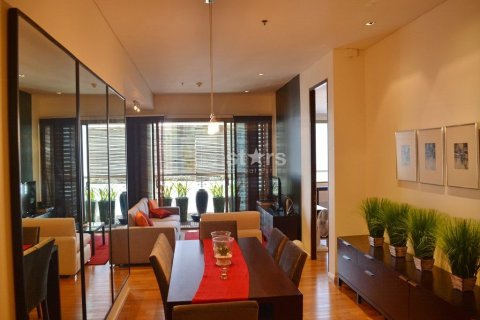 Condo in Khlong Toei, Bangkok, Thailand, 2 bedrooms  № 139129 - photo 1