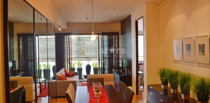Condo in Khlong Toei, Bangkok, Thailand, 2 bedrooms  № 139129