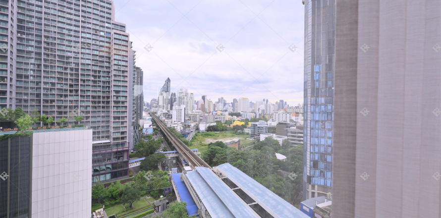 คอนโดมิเนียมในกรุงเทพฯ, ประเทศไทย, 4 ห้องนอน № 186490